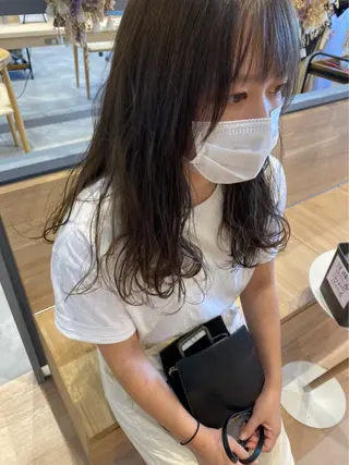 ロング カラー 船津 佳奈美のヘアスタイル