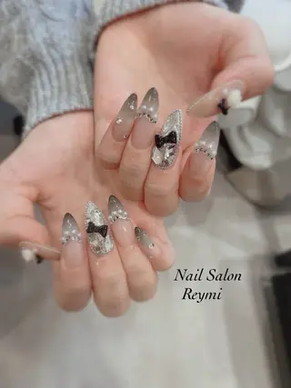 ネイル 佐藤 帆乃香のネイルデザイン