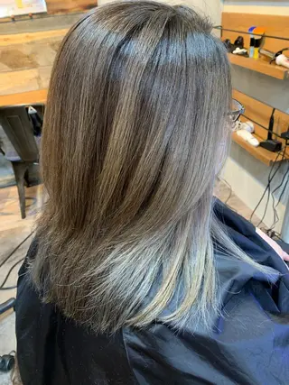 ロング 山本 みきのヘアスタイル