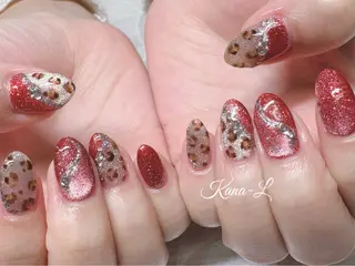 ネイル 芦辺 香奈のネイルデザイン