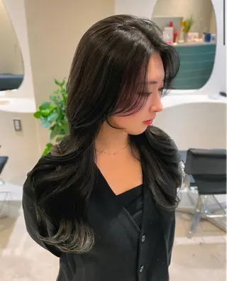 ロング 🐻清水 佑麻のヘアスタイル