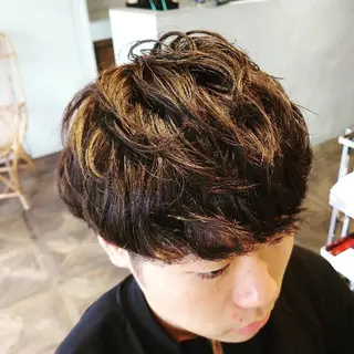 ミディアム パーマ 川端 智治のヘアスタイル