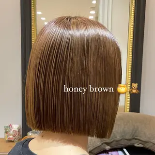 ショート カラー ハイトーン/透明感 カラー/下出有沙のヘアスタイル