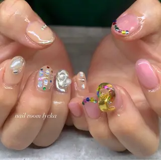 ネイル ﾈｲﾙﾙｰﾑﾘｯｶ 𝐦𝐚𝐲𝐮のネイルデザイン