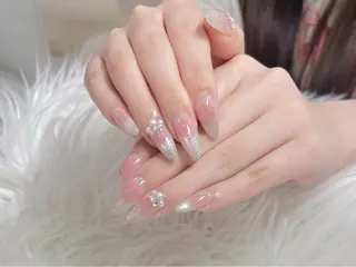 ネイル FLY Nail Salonのネイルデザイン