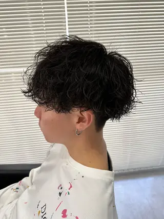 ショート パーマ メンズ ユウ🪄 パーマ指名No1のヘアスタイル