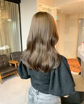 セミロング カラー み ゆのヘアスタイル