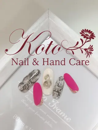 ネイル Risa ネイルサロンKOTOのネイルデザイン