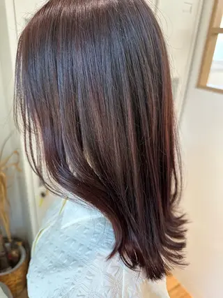 ミディアム 齊藤 来美のヘアスタイル