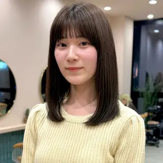 セミロング Saki 🍋透明感 カラー/レイヤーのヘアスタイル