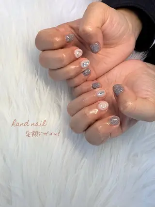 ネイル 🌙Reyel mipoのネイルデザイン