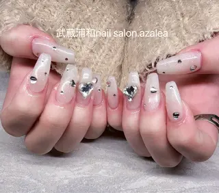 ネイル R inのネイルデザイン