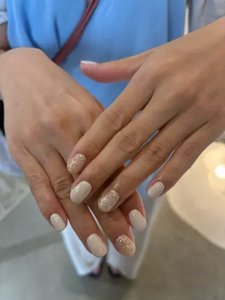 ネイル whitepaper 🎀airiのネイルデザイン