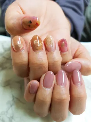 ネイル 河野ちえ (雑誌掲載サロン)のネイルデザイン
