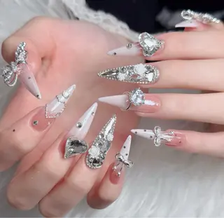 ネイル Lenie Nail Salonのネイルデザイン