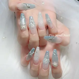 ネイル Pio Mielのネイルデザイン