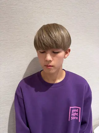 カラー メンズ 🐺ウルフ× ハイトーン🐺MOEのヘアスタイル