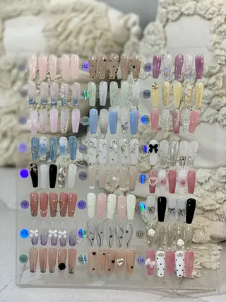 ネイル Maggie Nail🦩のネイルデザイン