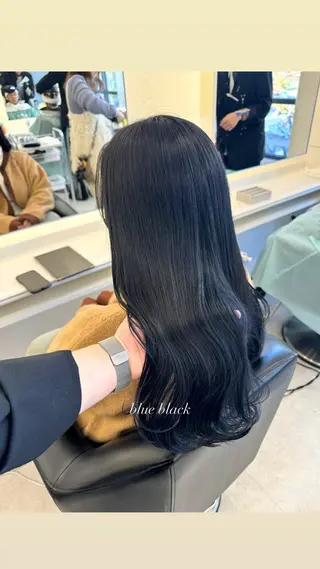 ロング カラー ParveMix 宮﨑 梨里のヘアスタイル