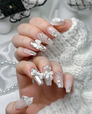 ネイル Tira Nailのネイルデザイン