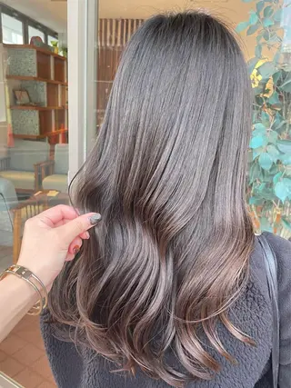 ロング ミウラ コトミ🩵のヘアスタイル