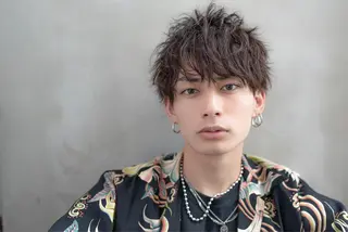 ショート カラー パーマ メンズ fifth JINGUMAE所属・波巻きスパイラルパー マ/シャドウパーマ駿のヘアスタイル