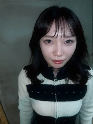 ミディアム freera所属・湯浅 美玖のヘアスタイル