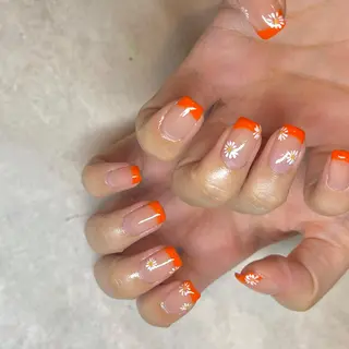 ネイル フリーランス¨̮⃝ ネイリストOKADAのネイルデザイン