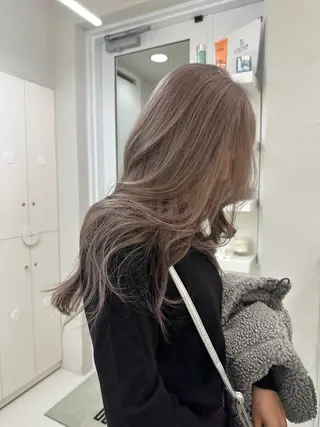 ロング ハイトーンボブ Mizuki.のヘアスタイル