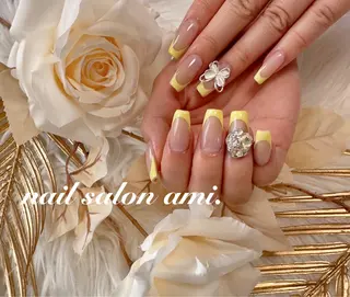 ミディアム ネイル nail salon amiのネイルデザイン