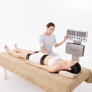 顔ツボ整顔セラピスト 三根百恵のエステ・リラクイメージ