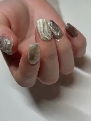 ネイル talo .のネイルデザイン