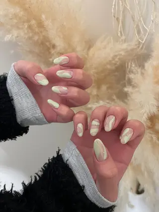 ネイル Elle. RIONのネイルデザイン