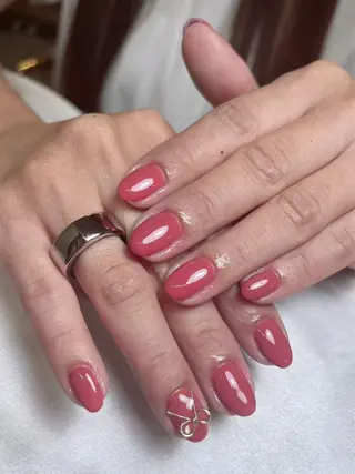 ネイル LR.ONE リナのネイルデザイン