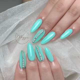 ネイル Maggie Nail🦩のネイルデザイン