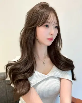 カラー 冬の透明感暗髪❄️ 上野BABY❄️のヘアスタイル