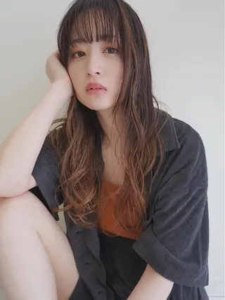 ロング カラー WHOLE所属・花井 啓好のヘアスタイル