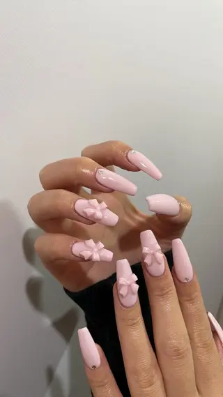 ネイル Ami 🦥のネイルデザイン