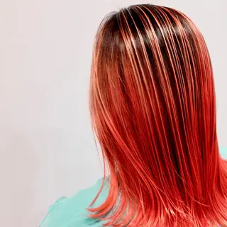 ミディアム カラー GATE.所属・GATE. staffのヘアスタイル