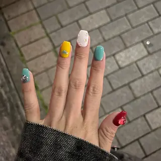 ネイル &ME シシのネイルデザイン