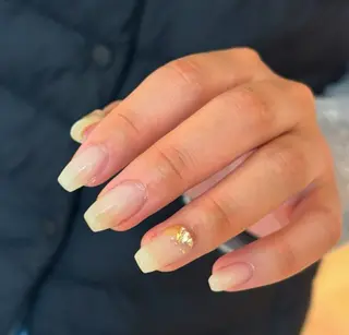 ネイル Elio所属・Elio 国泰寺のネイルデザイン