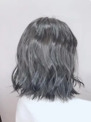 ミディアム カラー SHAFT Ieiriのヘアスタイル