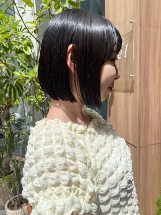 ショート カラー レイヤーカット /透明感/千葉怜寿のヘアスタイル