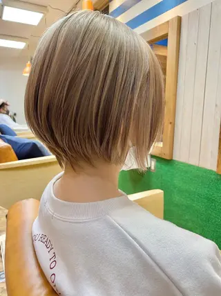 ショート カラー ハイトーン×似合わせ 🌱中川慎之介のヘアスタイル