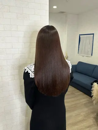 ロング CHEMIR所属・安田 萌菜のヘアスタイル