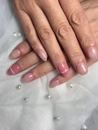 ネイル 長さ出し専門店 上野店サロンのネイルデザイン