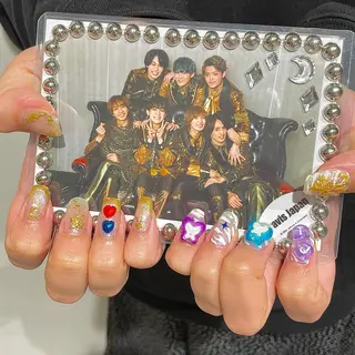 ネイル 🎀ボブ＋ハイトーン シュカ👶🏻のヘアスタイル