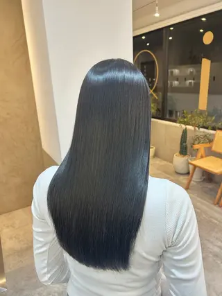 ロング カラー 内海 美莱のヘアスタイル