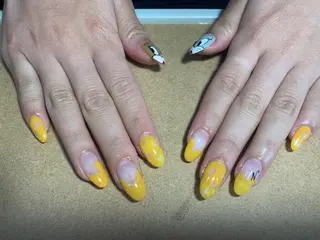 ネイル マルサンカクシカク所属・○△□ 守口市のネイルデザイン