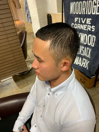 ショート メンズ フェードカット/メン ズパーマ/森巧真のヘアスタイル